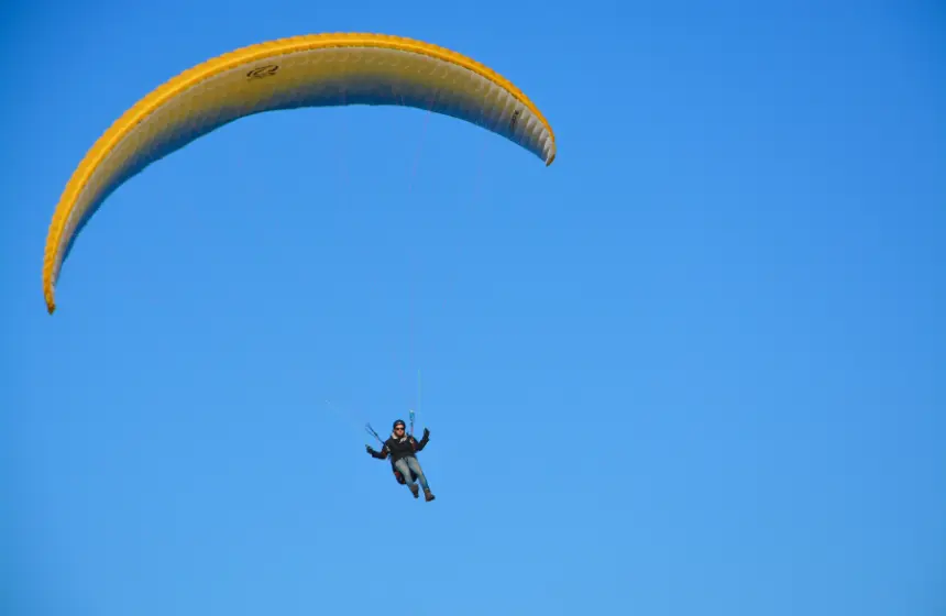 khajjiyar-paragliding