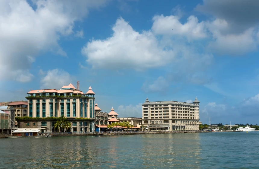 waterfront-buildings-beside-sea