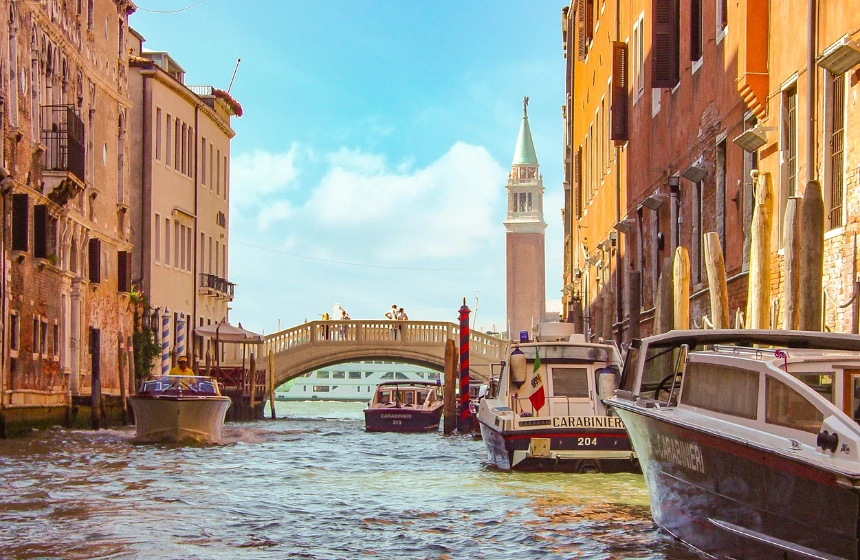day-time-view-of-venice-city