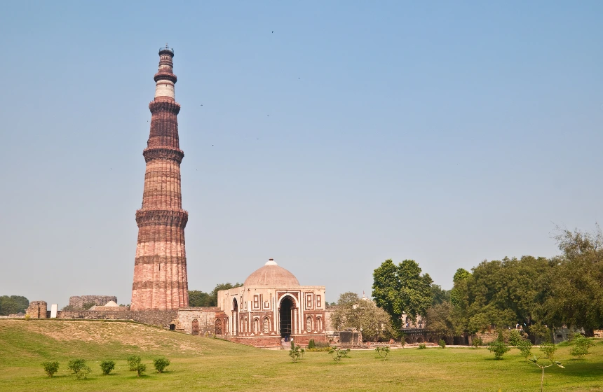 the-quitub-minar-is-a-tower-located-in-delhi-india-it-is-the-world's-tallest-brick-minaret
