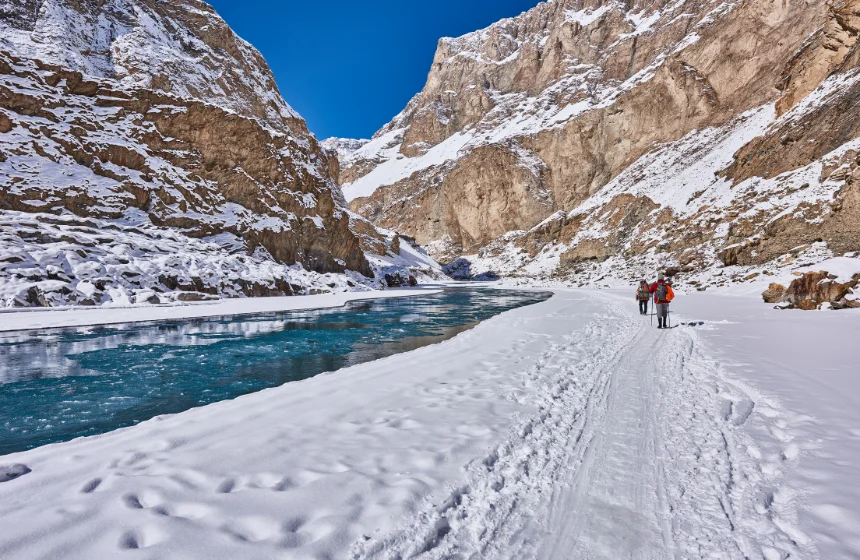 chadar-trek-in-ladakh