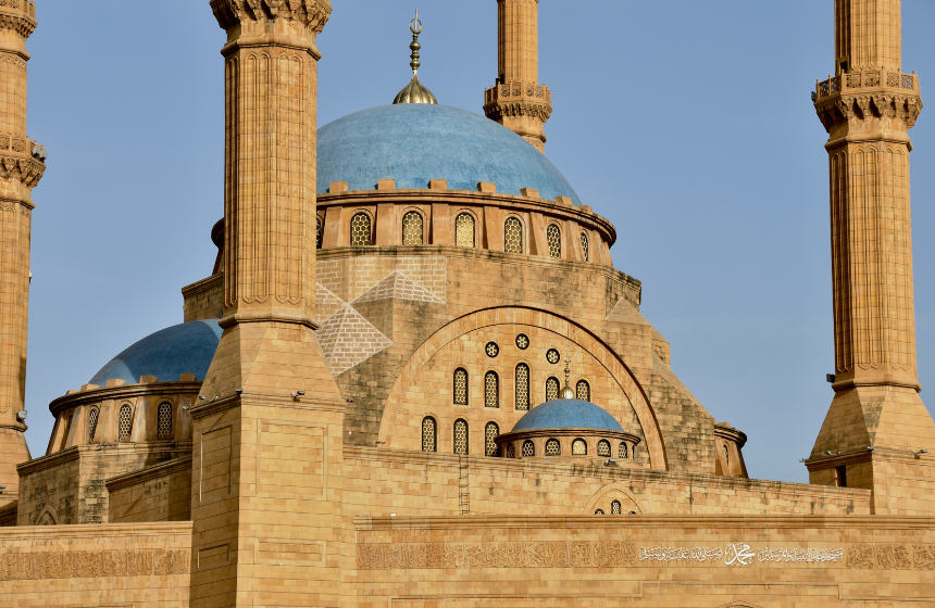 mohammad-al-amin-mosque-in-morning-light