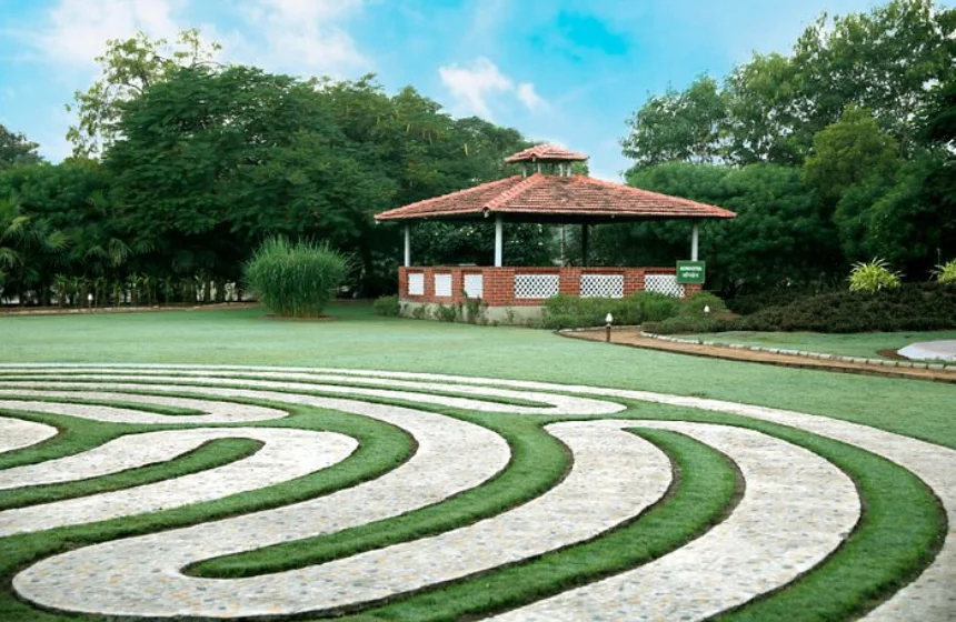 yoga retreat sorrounded by greenery