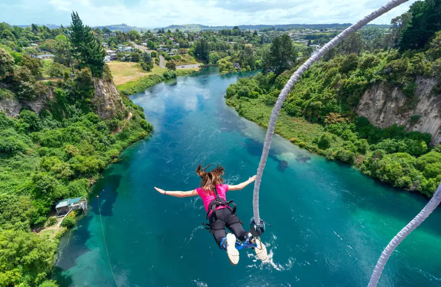 bungy jumping