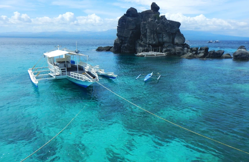 beautiful island in phillipines