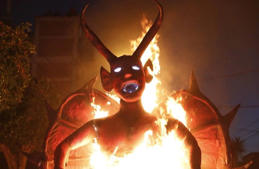 La Quema del Diablo Guatemala