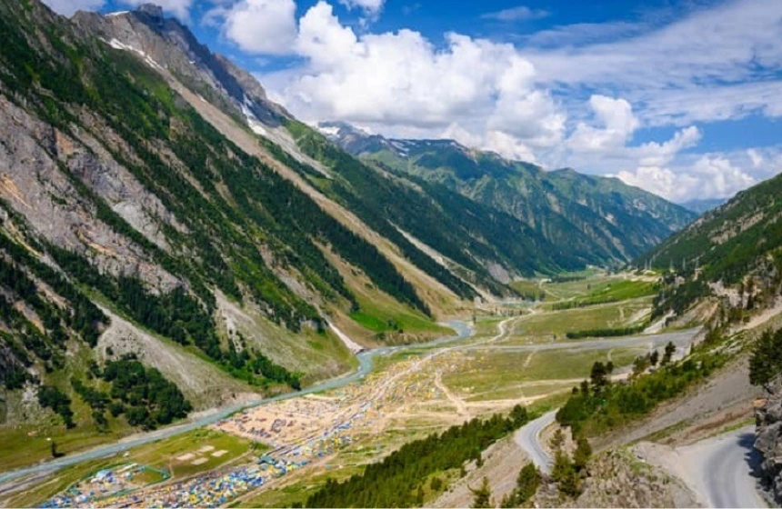Baltal Valley