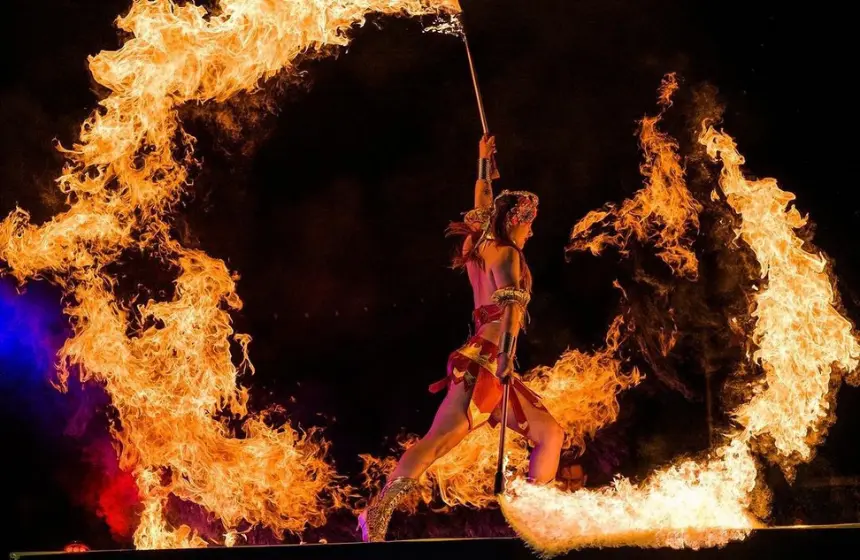 Fire-Dancing – A Fijian Spectacle