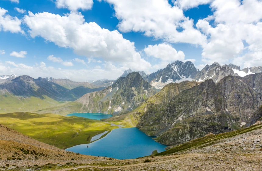 Satsar Lake