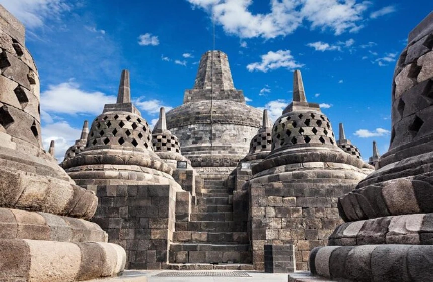 Borobudur - Indonesia Tourism with Unimoni Travle & Holidays