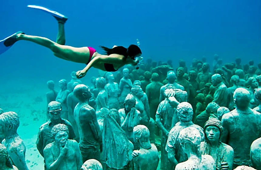 Underwater Tourism - Unimoni Travel & Holidays - Underwater Sculpture Park, Grenada, Caribbean
