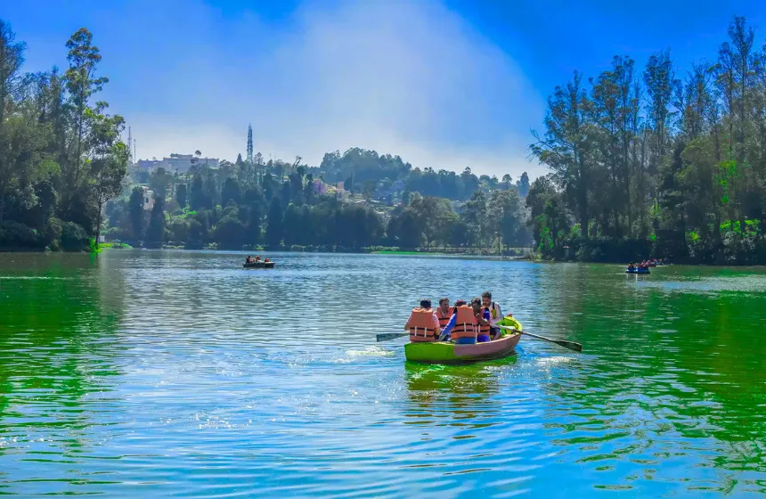 Ooty Lake - Tamilnadu tourism - family vacation- Unimoni Travel and Holidays