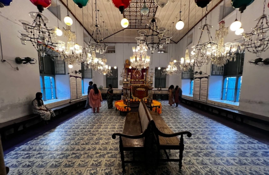 Pardesi Synagoge - Kochi Alleppey tourism with Unimoni Travel and Holidays