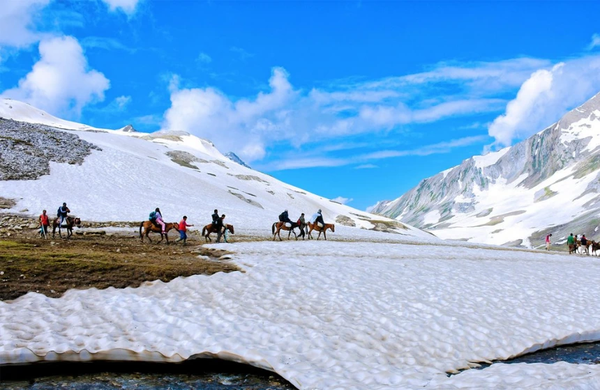 Anantnag - Kashmir Rail Chenab bridge Tourism with Unimoni Travel & Holidays