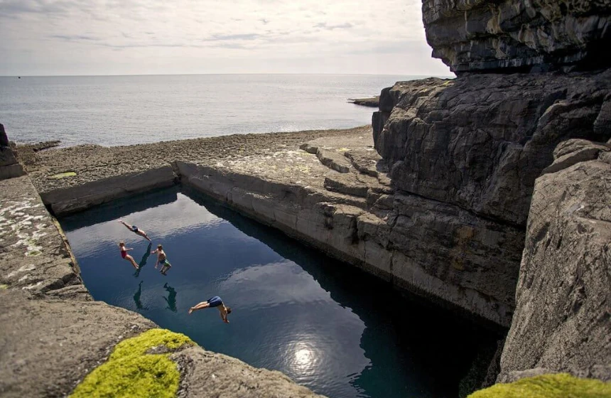 County Donegal - Ireland Cliff-jumping Tour Packge with Unimoni Travel & Holidays